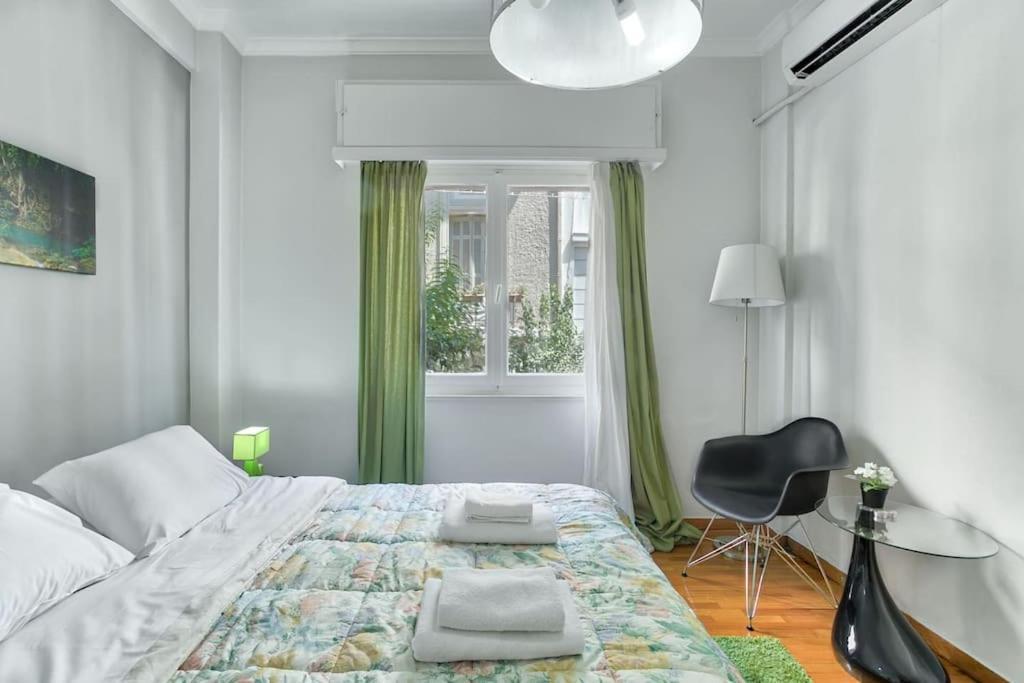 2Bdr Olympianzeus Apt With Netflix Αθήνα Εξωτερικό φωτογραφία