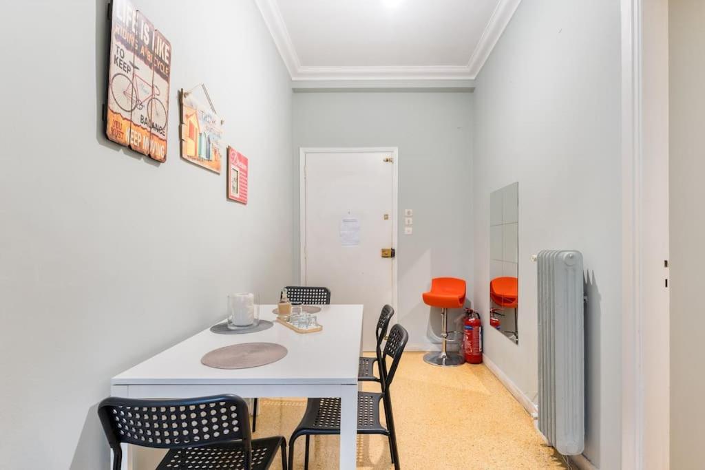 2Bdr Olympianzeus Apt With Netflix Αθήνα Εξωτερικό φωτογραφία
