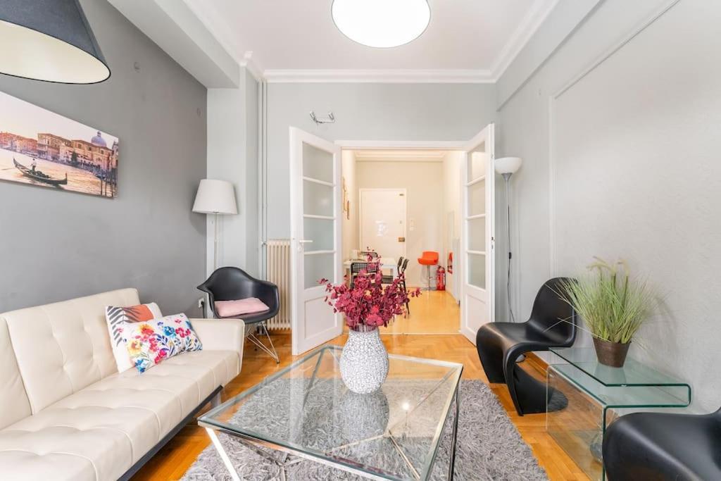 2Bdr Olympianzeus Apt With Netflix Αθήνα Εξωτερικό φωτογραφία